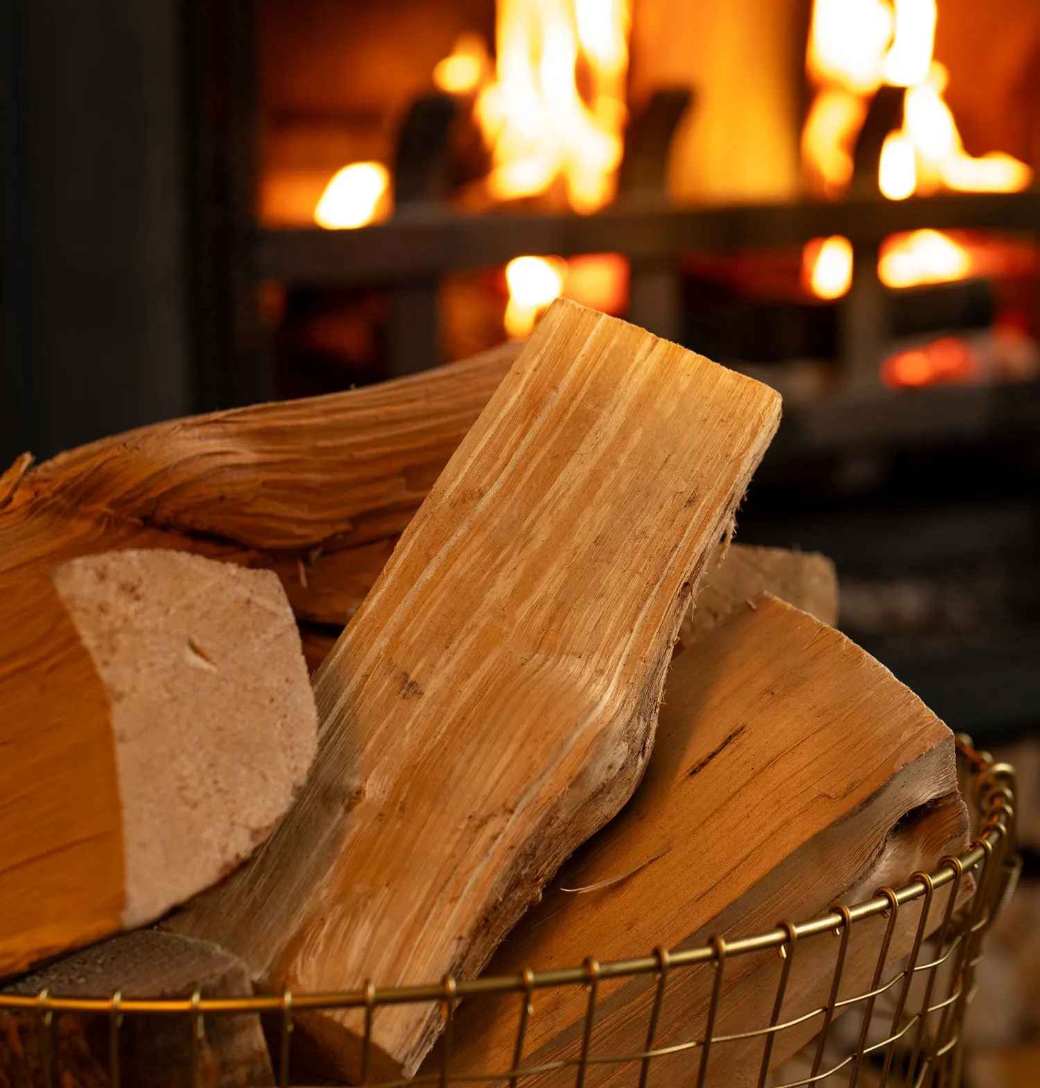 7 Handy Bags of Kiln-Dried Logs