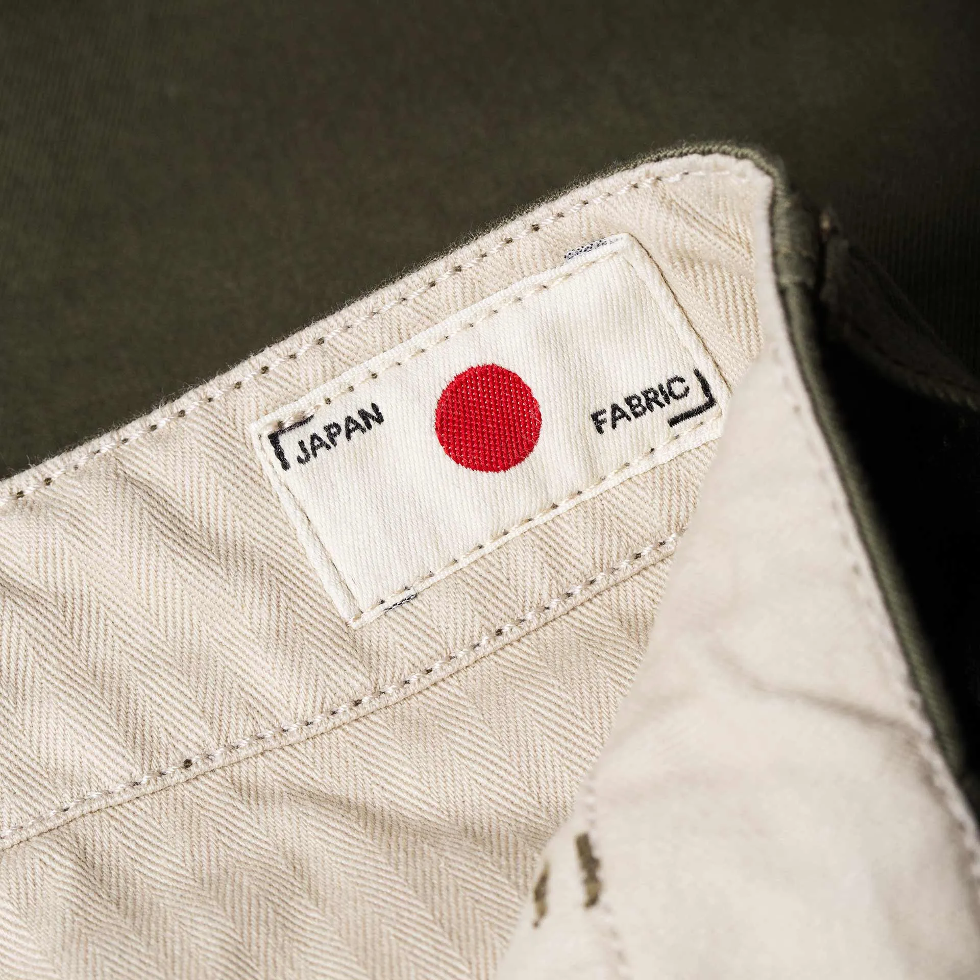 【Benzak Denim Developers】BC-04 RELAXED CHINO 8.5 oz. aged green sateen twill / 寬鬆錐形 復古綠 薄款軍用沙丁布