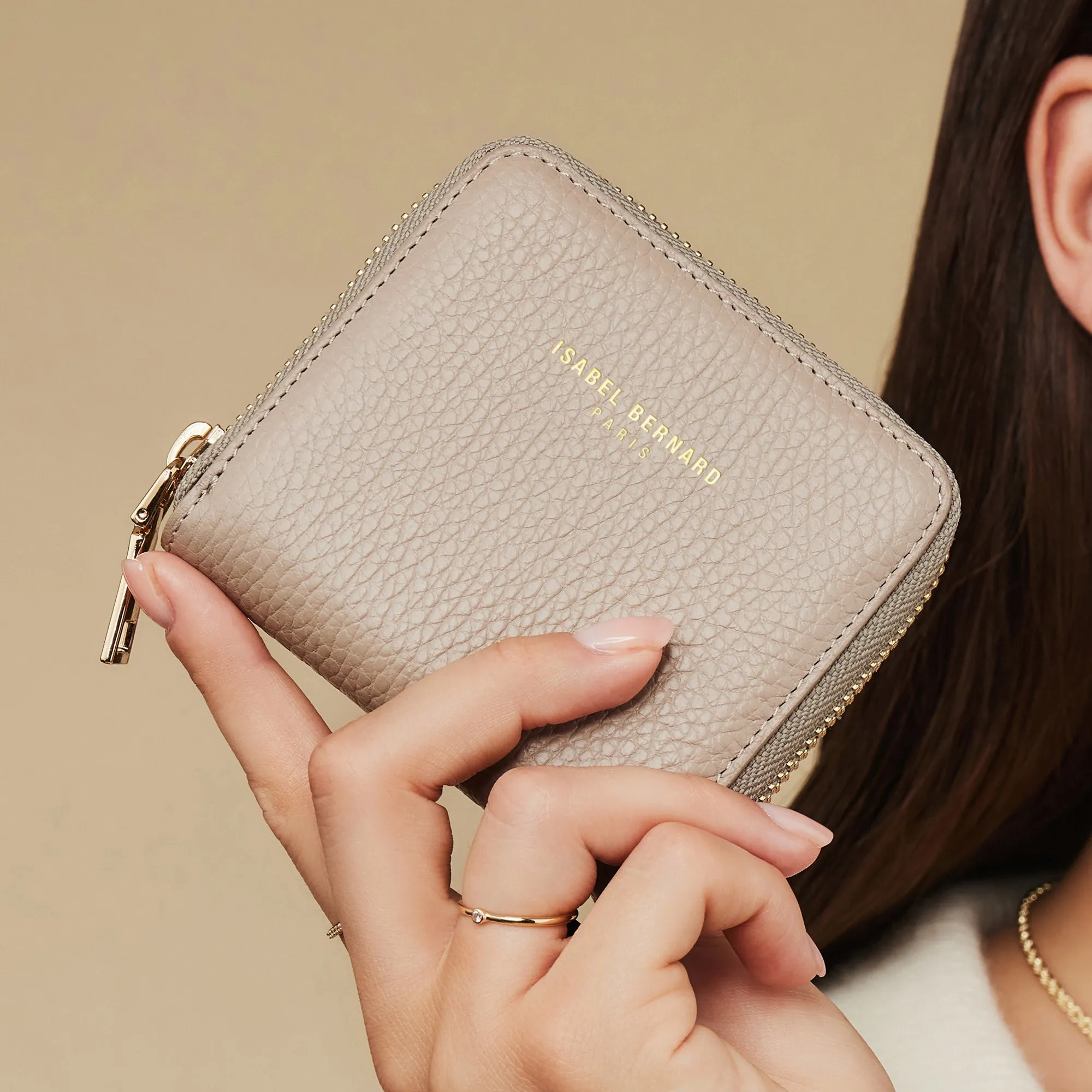 Cadeau d'Isabel taupe calfskin leather handbag and zipper wallet gift set