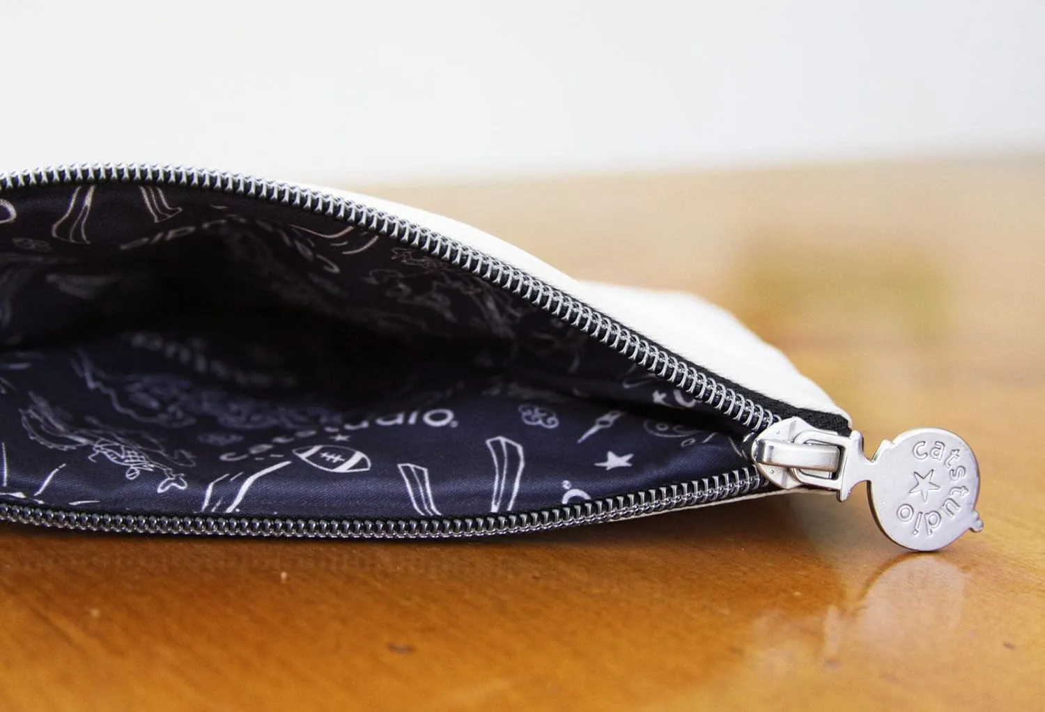 catstudio Acadia Zip Pouch - Natural | 5" x 7"