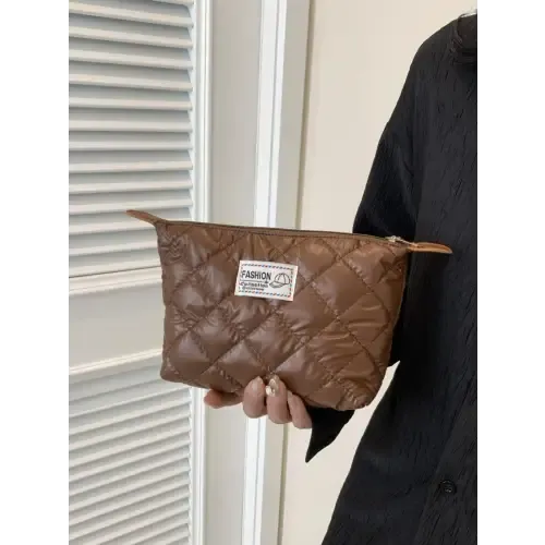 Chic Solid Quilted Clutch Set for a Stylish Touch