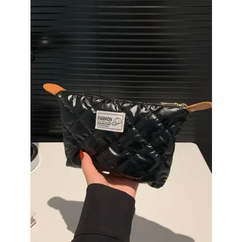 Chic Solid Quilted Clutch Set for a Stylish Touch