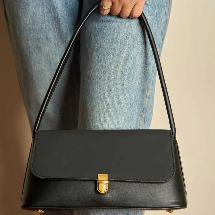Dazzle By Sarah - Pristine (Black) Cross Body Bags