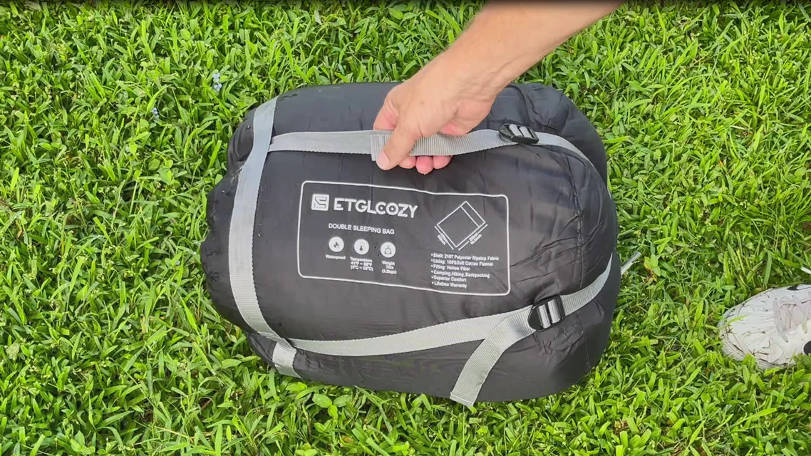 Double Sleeping Bag for Adults Kids Camping,XL Queen Size Sleeping Bags