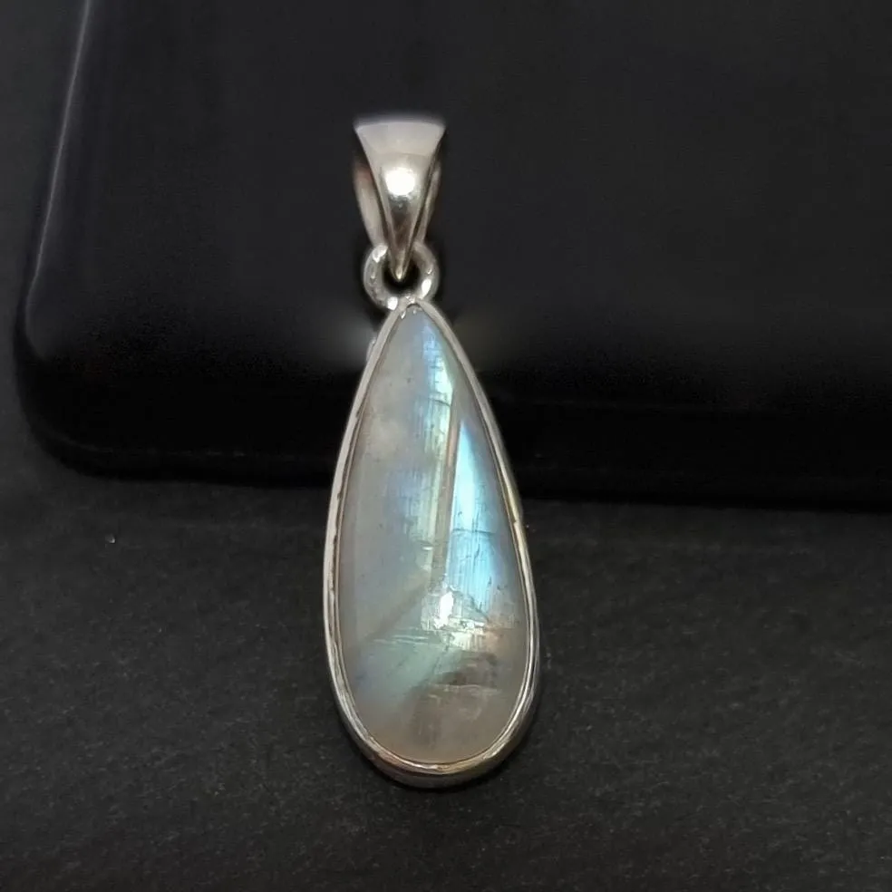 Elegant Teardrop Moonstone 925 Sterling Silver Pendants, MP16