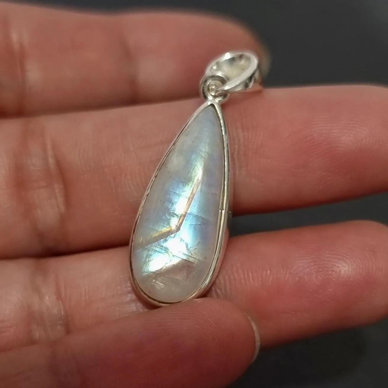 Elegant Teardrop Moonstone 925 Sterling Silver Pendants, MP16
