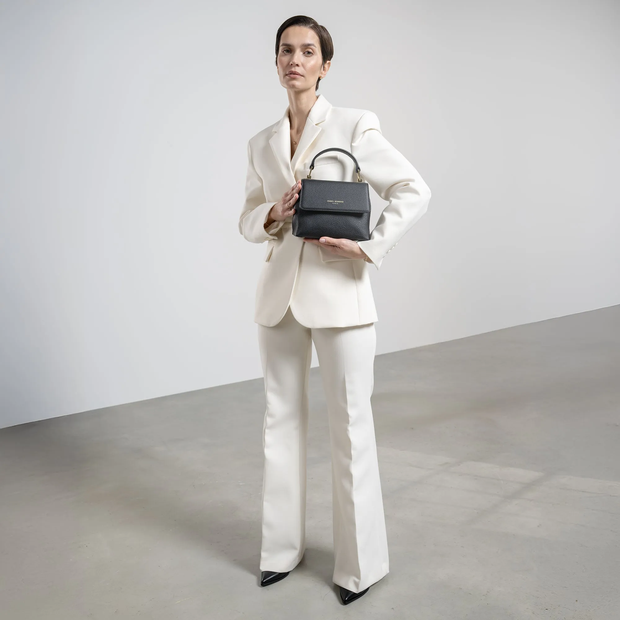 Femme Forte Heline black calfskin leather handbag