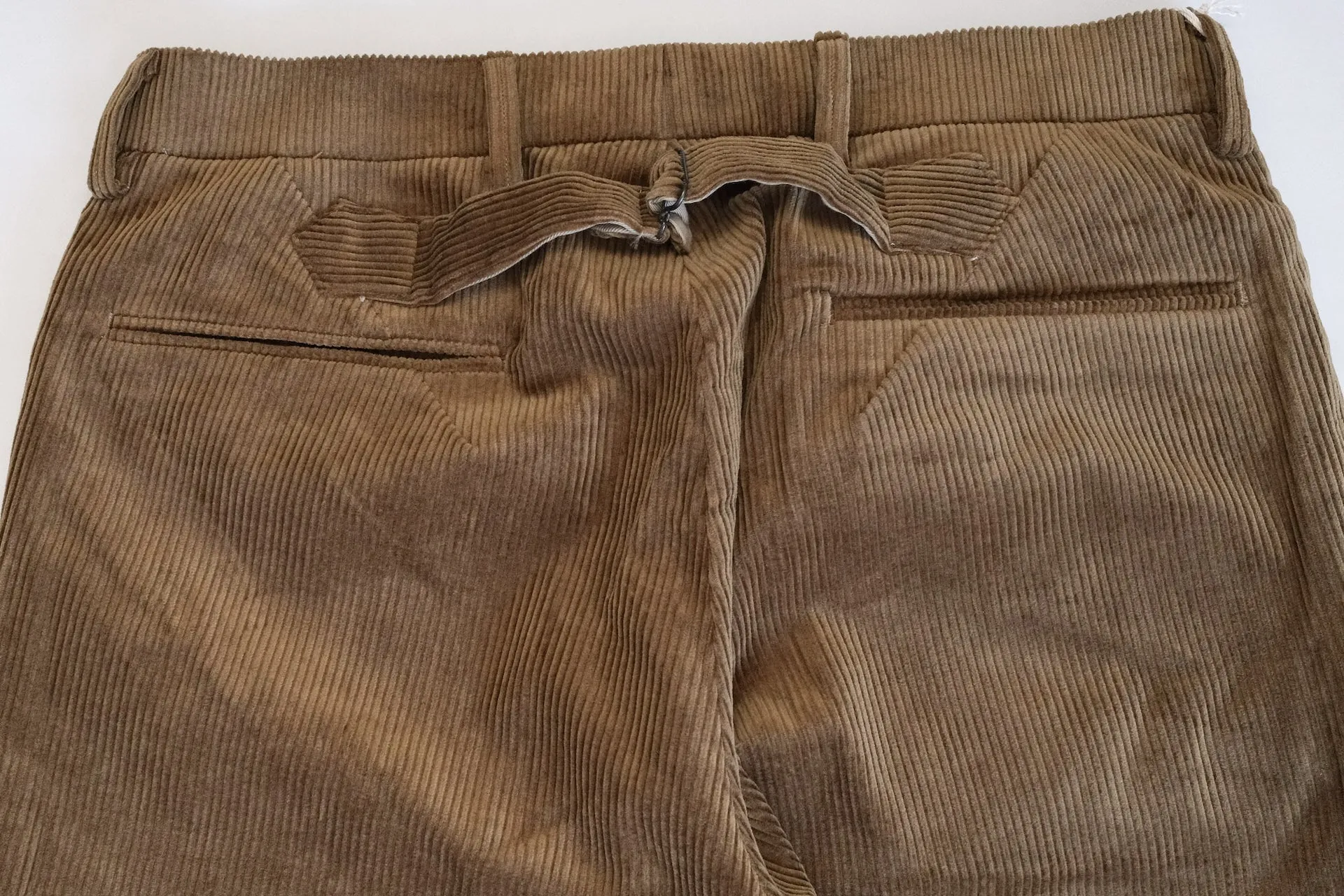 Freewheelers "Skagit" Corduroy Trousers (Camel)