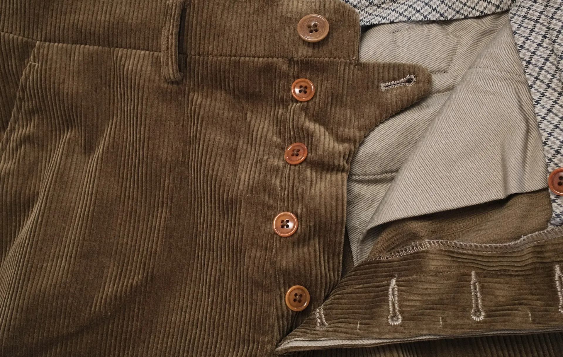Freewheelers "Skagit" Corduroy Trousers (Camel)