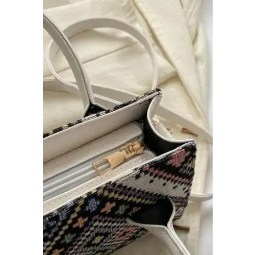 Geometric Leather Mehgan Handbag