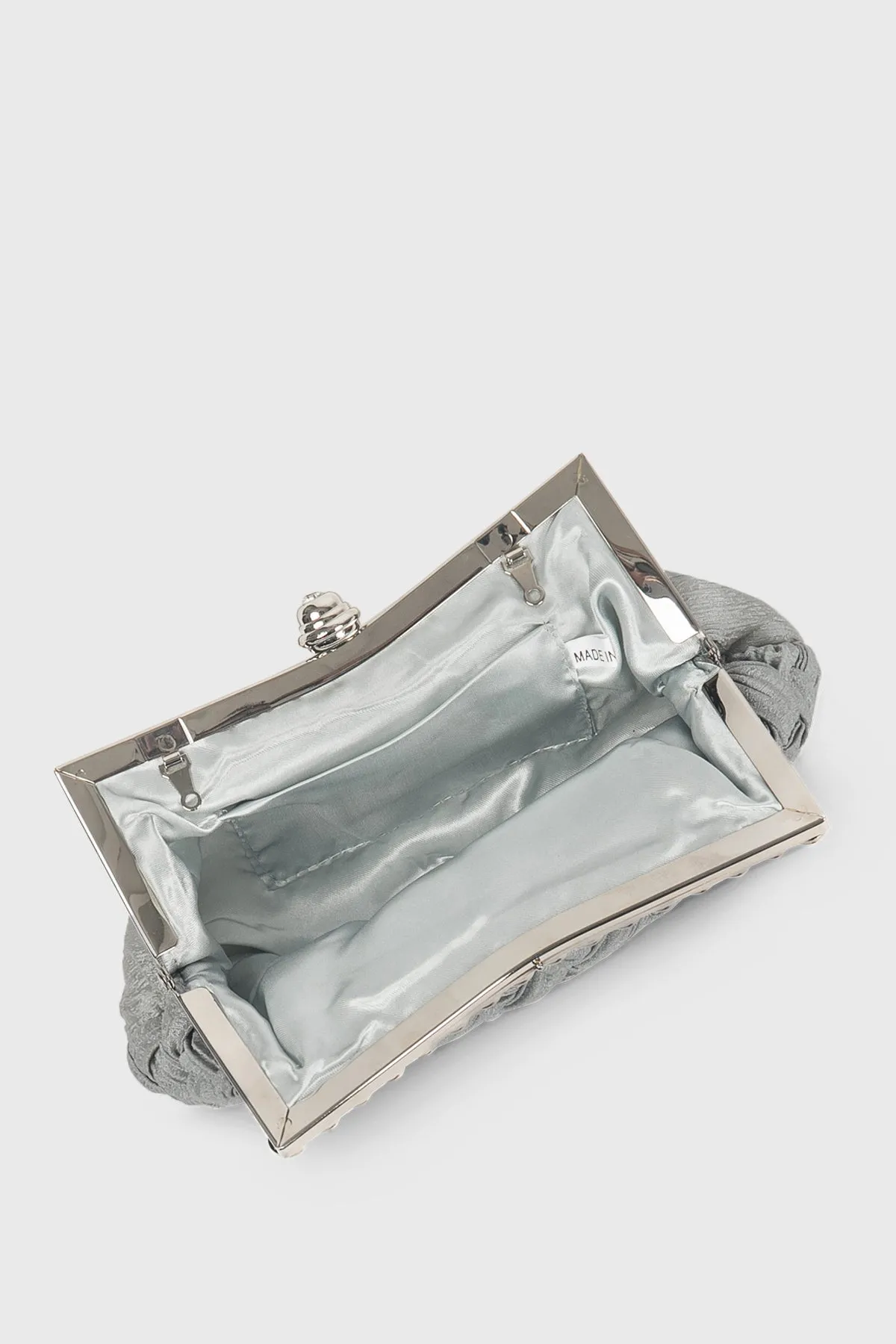 Grindy Clutch in Gray