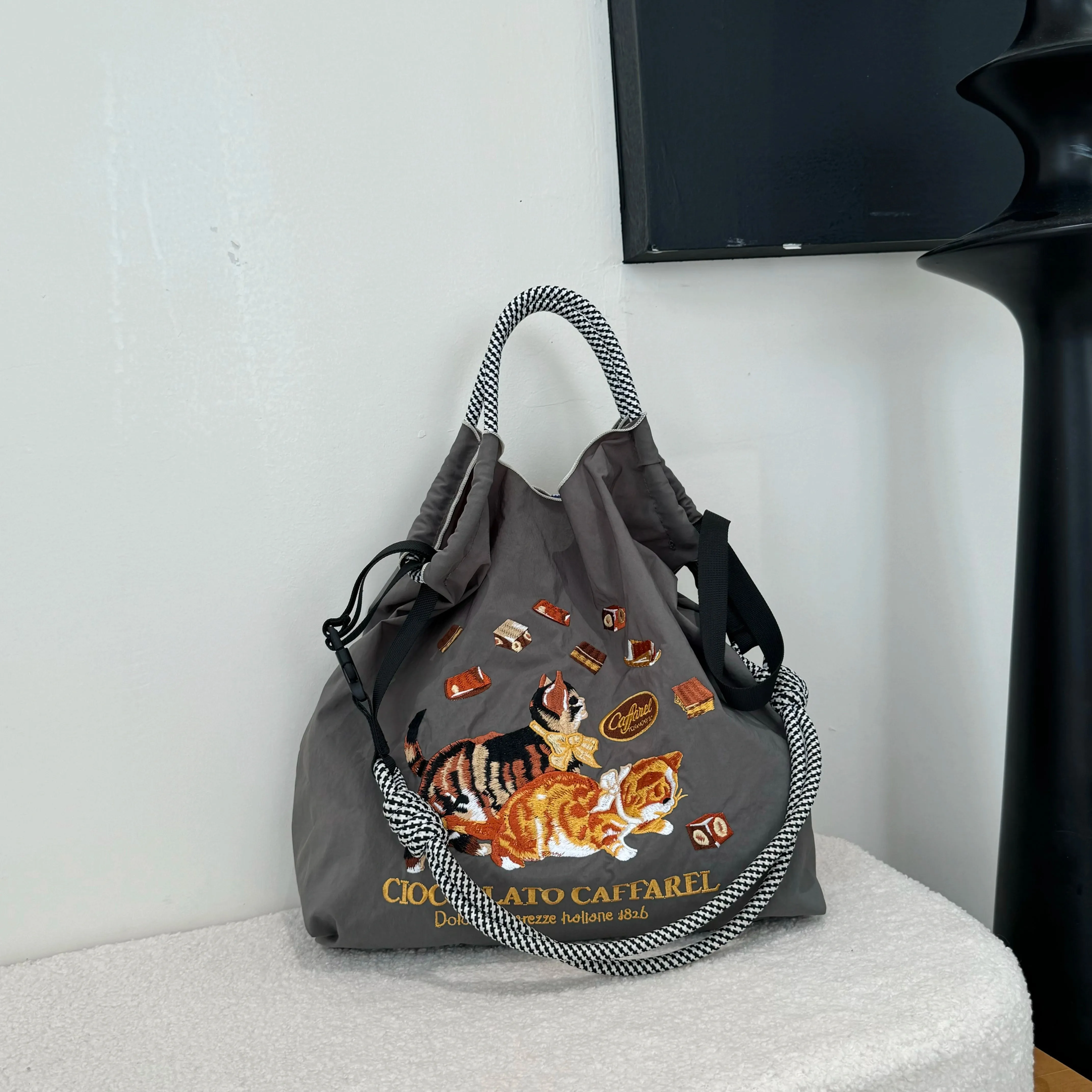 High round Nylon Eco-friendly Bag Crossbody Bag Satchel Embroider