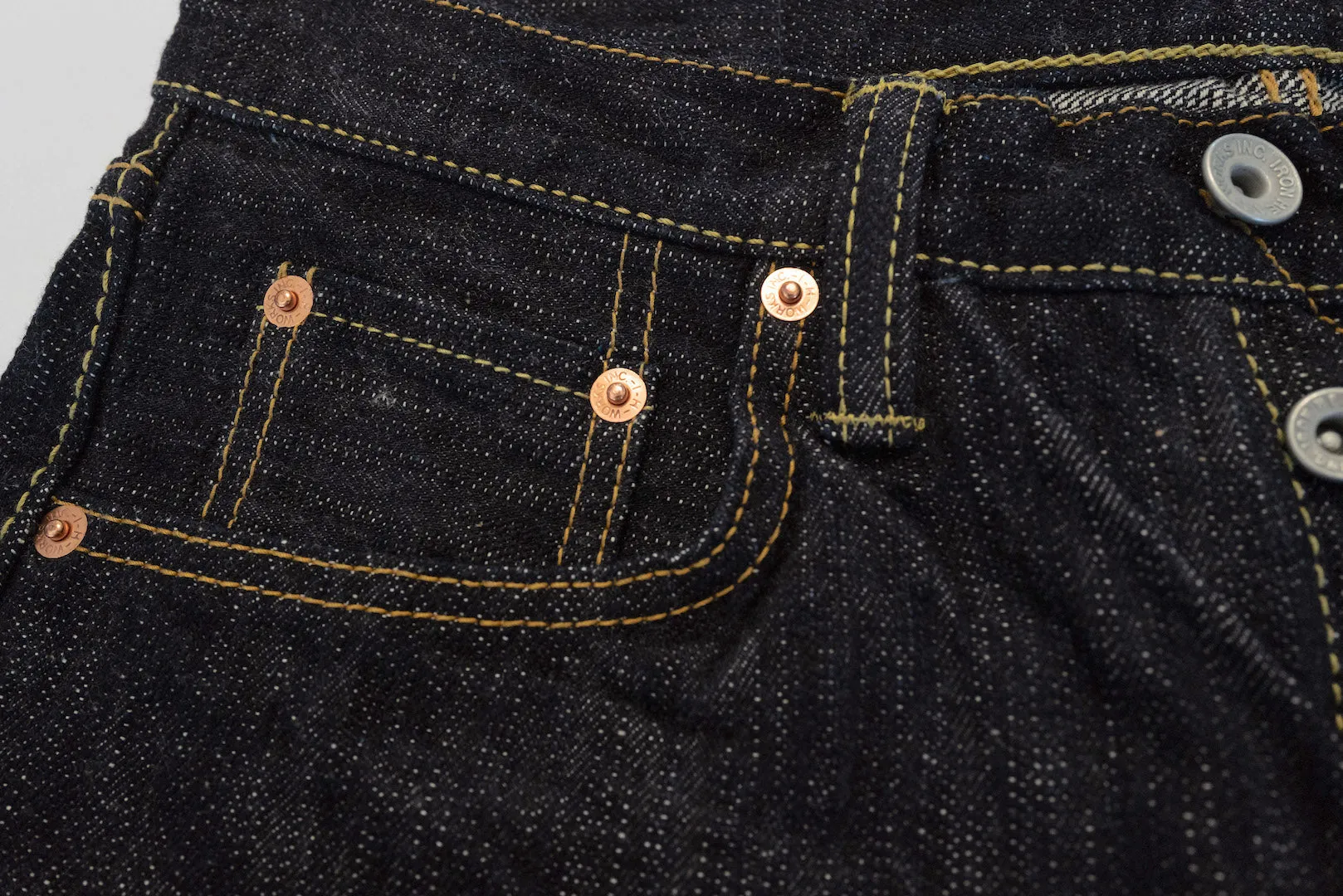 Iron Heart 16oz 555S-SLB Denim (Slim Tapered Fit)