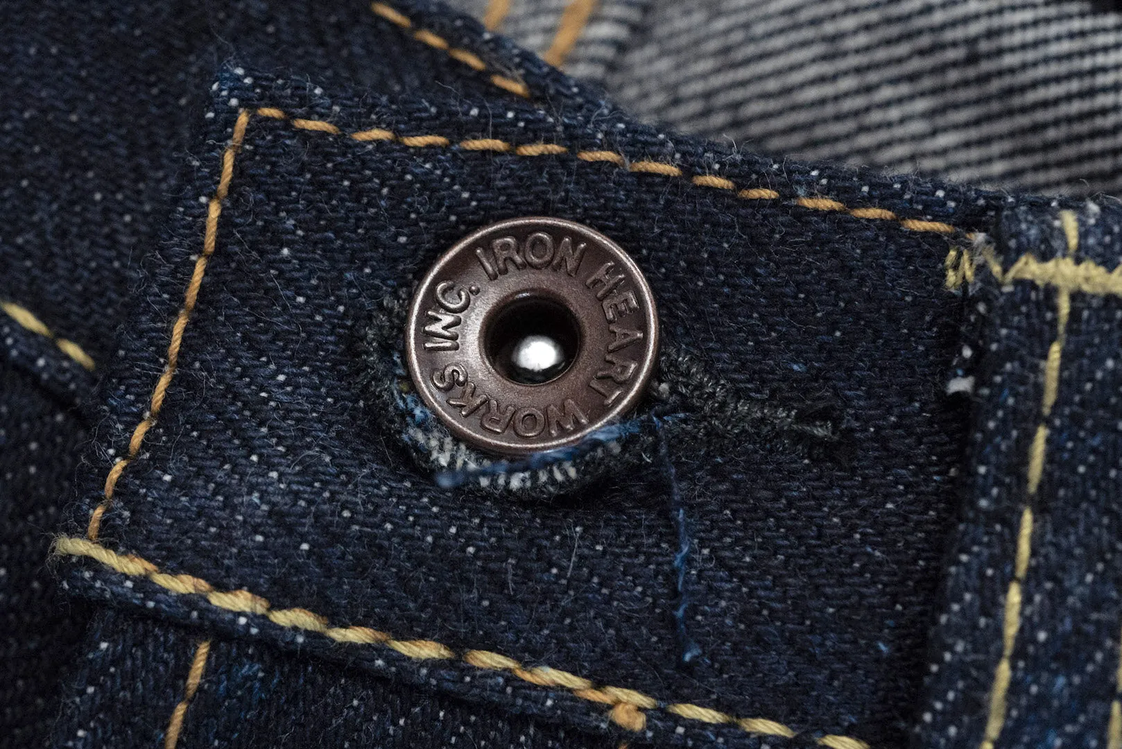 Iron Heart 555S-UHR 21/23oz Denim (Slim Tapered Fit)