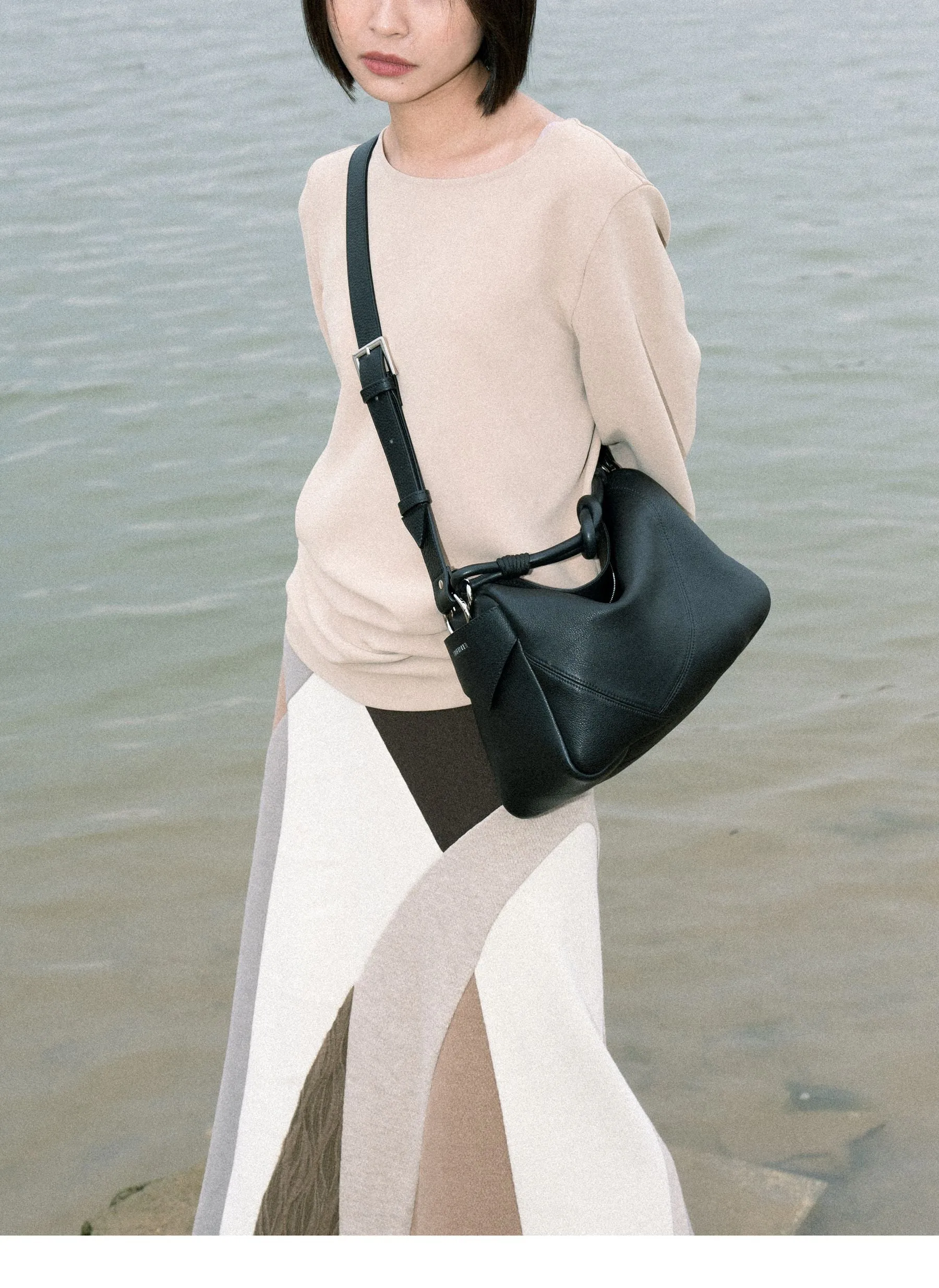 Knot Handle Leather Handbag