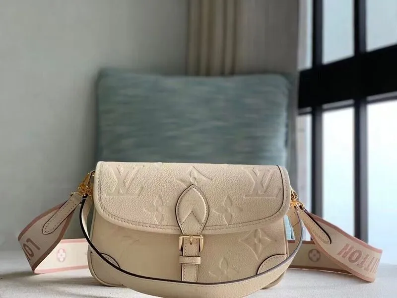 LOV - Fashionupstore - 474