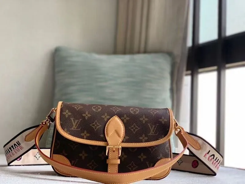 LOV - Fashionupstore - 476