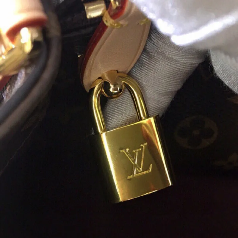 LOV2 Bags - Fashion Bags  1013