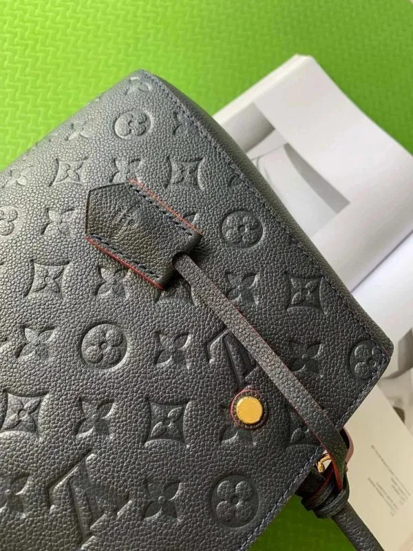 LOV2 Bags - Fashion Bags  1025