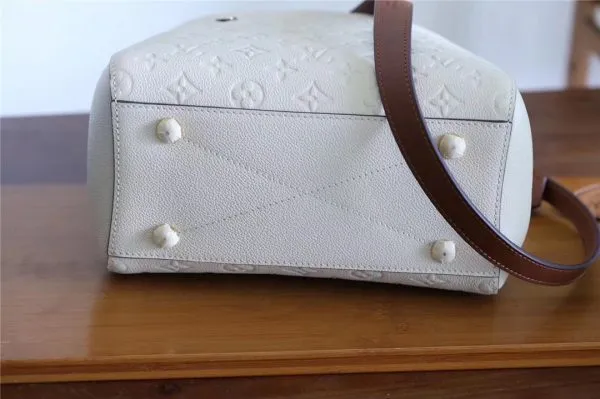 LOV2 Bags - Fashion Bags  1026
