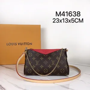 LOV2 Bags - Fashion Bags  1045
