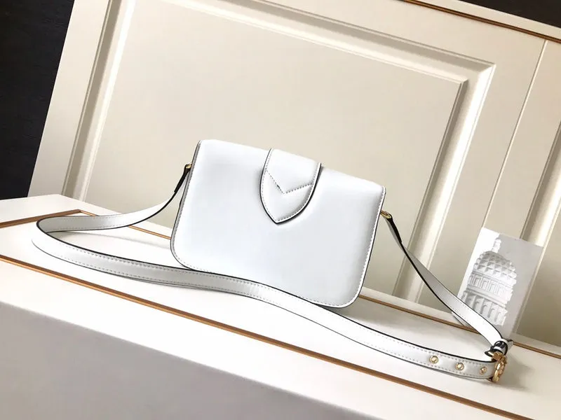 LOV2 Bags - Fashion Bags  1051