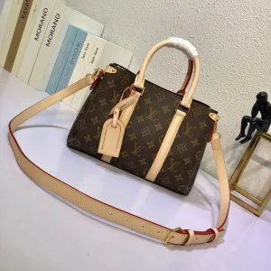 LOV2 Bags - Fashion Bags  1066