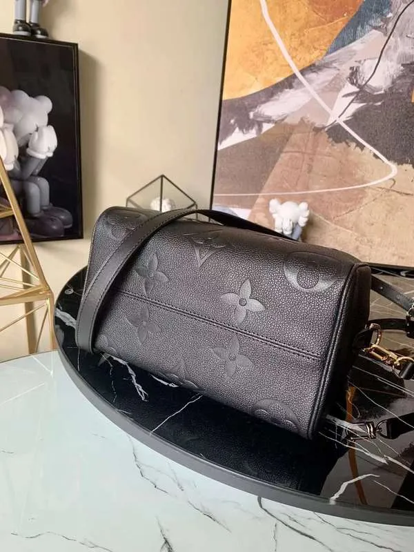 LOV2 Bags - Fashion Bags  1103