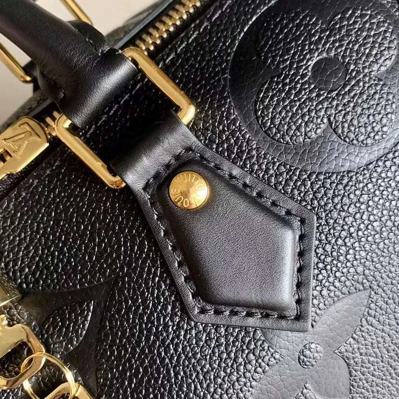 LOV2 Bags - Fashion Bags  1103