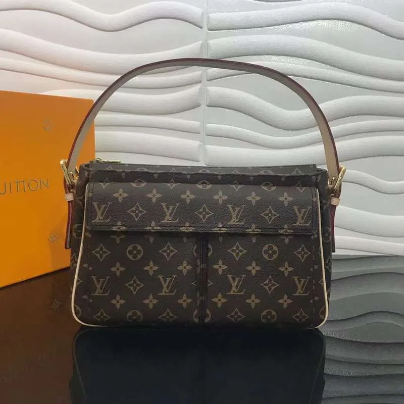 LOV2 Bags - Fashion Bags  1110