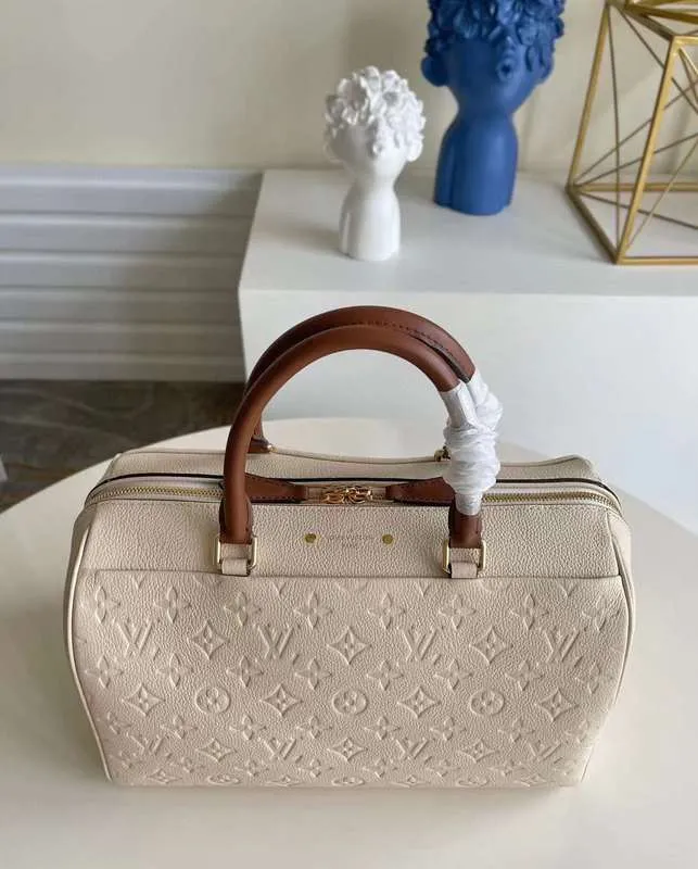 LOV2 Bags - Fashion Bags  1113