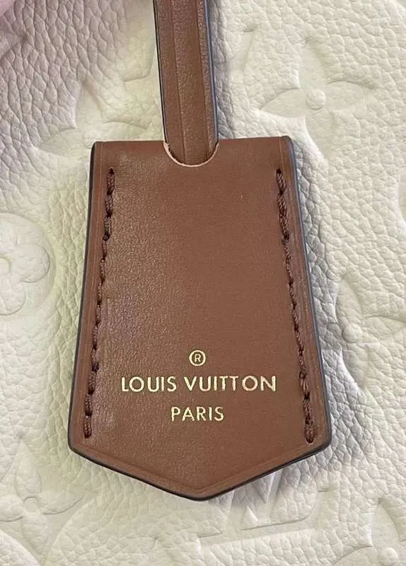 LOV2 Bags - Fashion Bags  1113