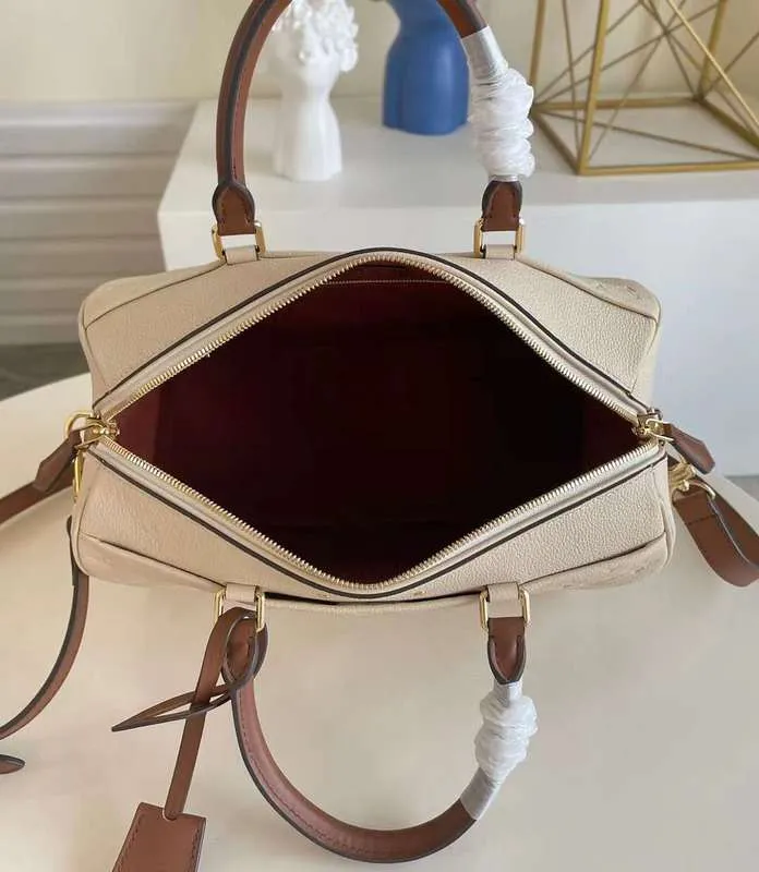 LOV2 Bags - Fashion Bags  1113