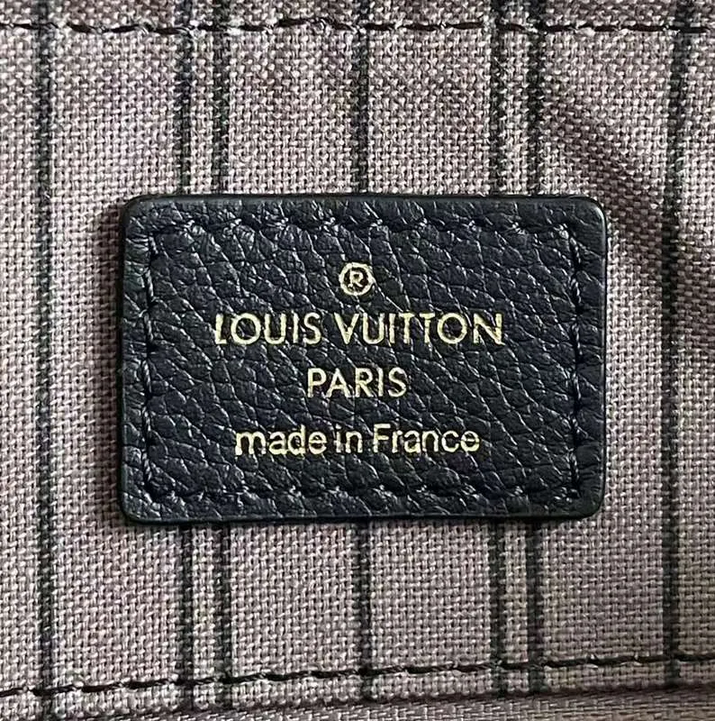 LOV2 Bags - Fashion Bags  1115