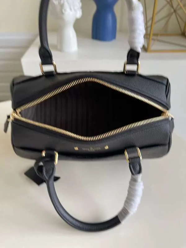 LOV2 Bags - Fashion Bags  1115