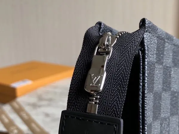 LOV2 Bags - Fashion Bags  1139