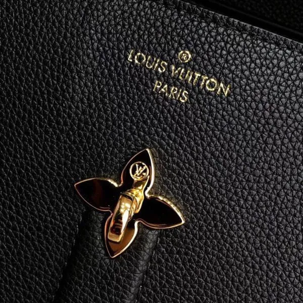LOV2 Bags - Fashion Bags  1150