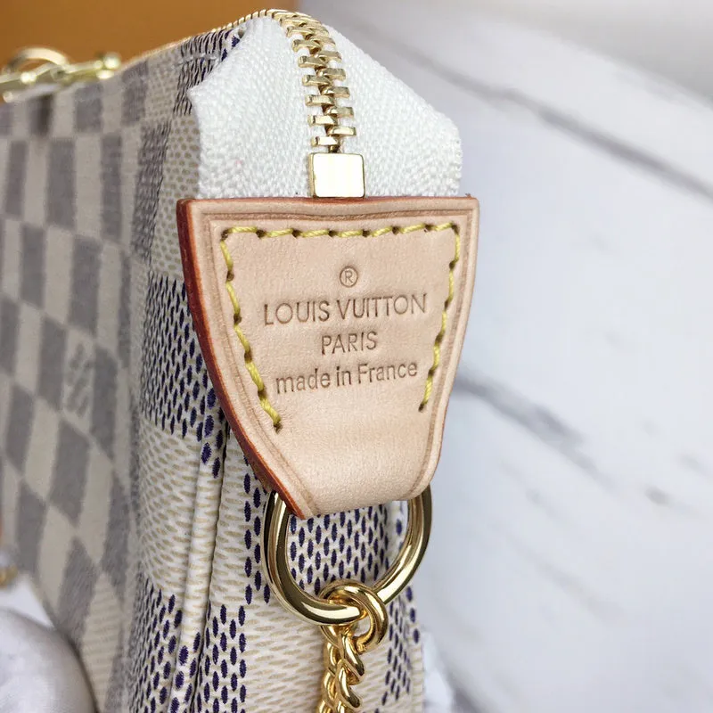 LOV2 Bags - Fashion Bags  1160