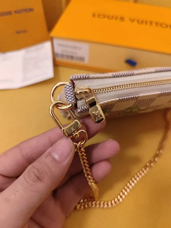 LOV2 Bags - Fashion Bags  1192