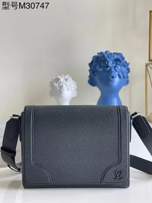 LOV2 Bags - Fashion Bags  1247