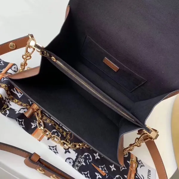 LOV2 Bags - Fashion Bags  1253