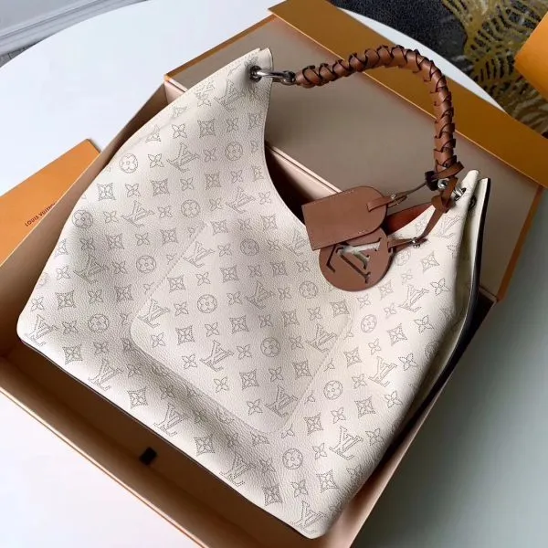 LOV2 Bags - Fashion Bags  1265