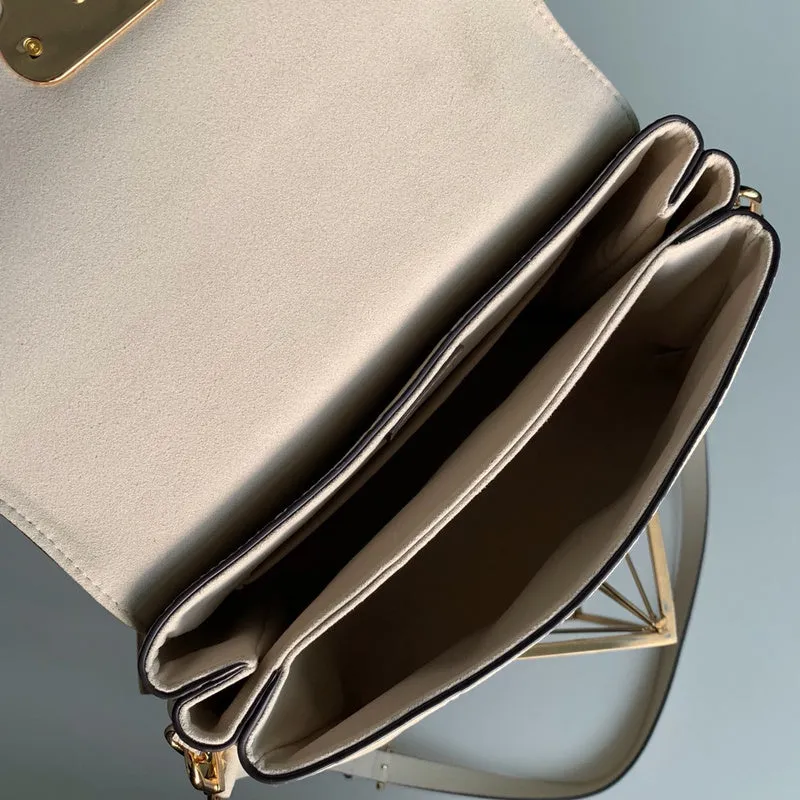 LOV2 Bags - Fashion Bags  1282