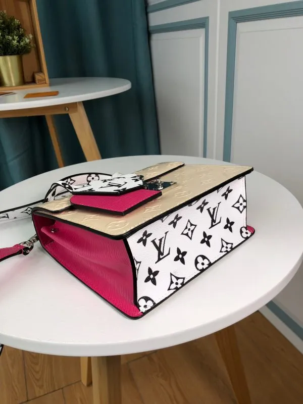 LOV2 Bags - Fashion Bags  1313
