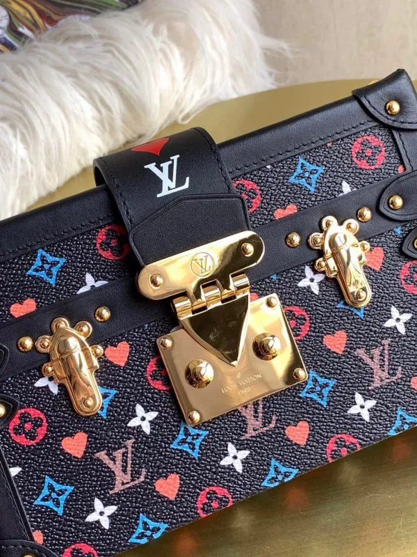 LOV2 Bags - Fashion Bags  1366