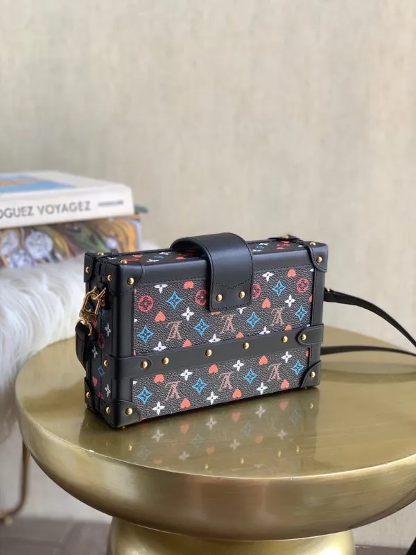 LOV2 Bags - Fashion Bags  1366