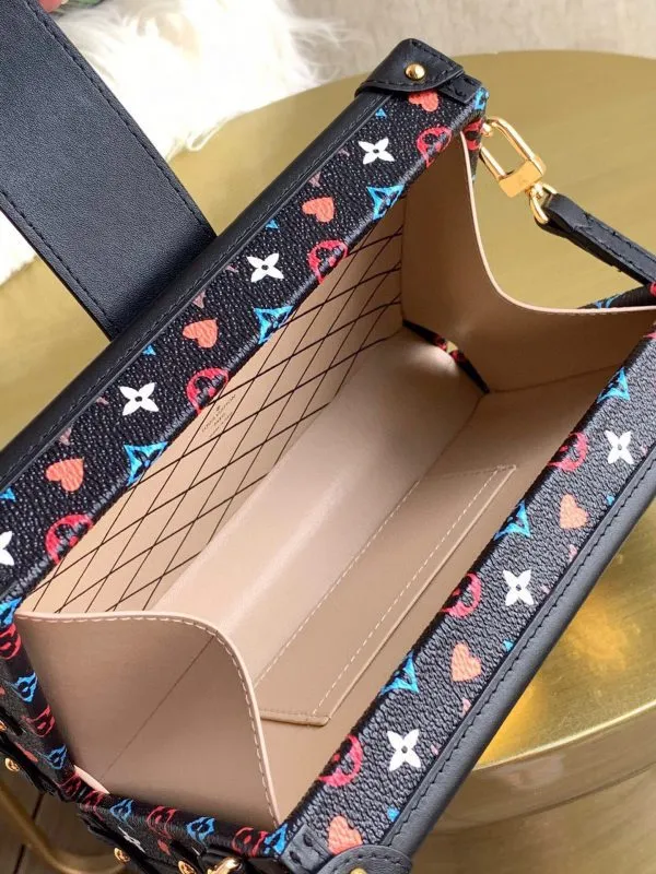LOV2 Bags - Fashion Bags  1366