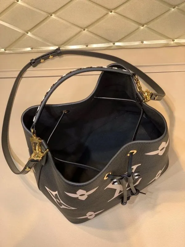 LOV2 Bags - Fashion Bags  1369