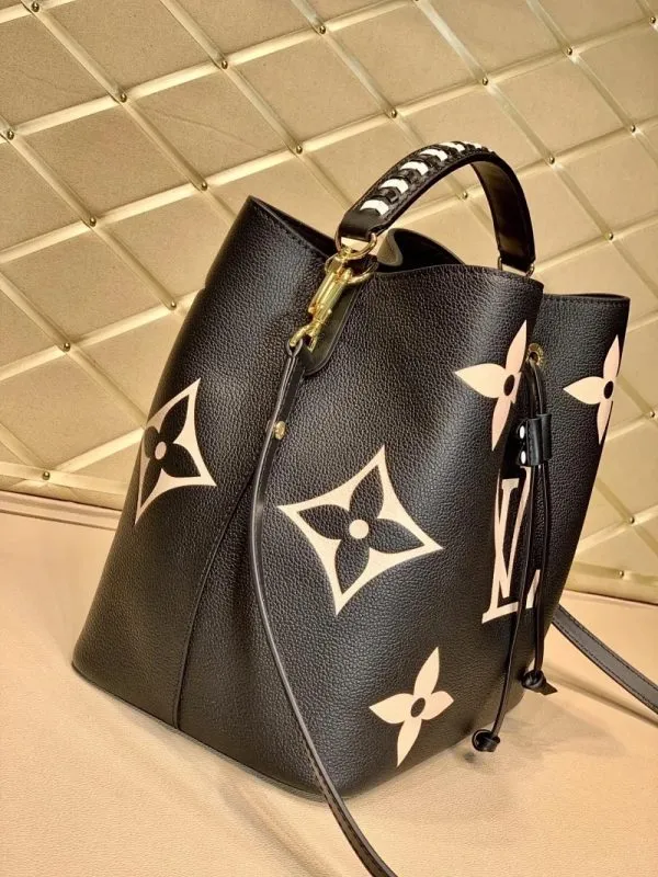 LOV2 Bags - Fashion Bags  1369
