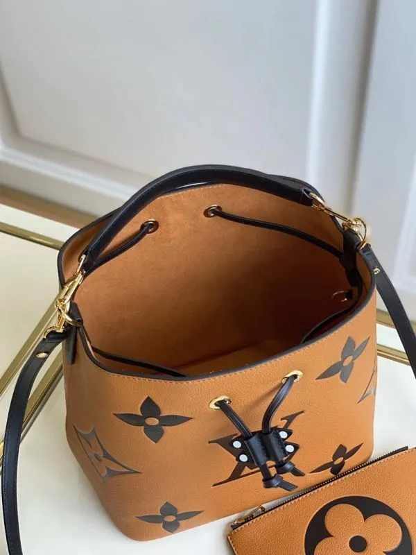 LOV2 Bags - Fashion Bags  1370